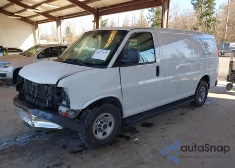 2015 GMC Savana 2500 Work Van z USA, uszkodzony, nr VIN 1GTW7FCF5F1905104